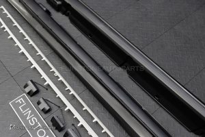 สเกิร์ตข้าง W205 C-Class ทรง AMG งานดิบ