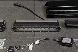 สปอยเลอร์หลังคา พร้อมไฟ LED สำหรับ GWM TANK500 สีดำเงา
