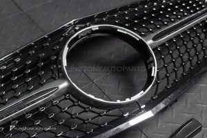 กระจังหน้า สำหรับ W212 E-Class ทรง Diamond ไม่มีรูกล้อง