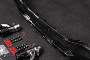 ดิฟฟิวเซอร์ท้าย Carbon Fiber BMW X6 G06 LCI ทรง Future Design พร้อมไฟ LED และปลายท่อ