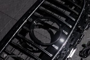 กระจังหน้า LED สำหรับ W214 E-Class ทรง E53 AMG GT สีดำเงา-โครเมี่ยม มีกล้อง