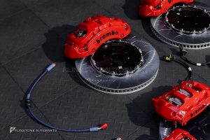 ชุดเบรค Brembo สำหรับ Xpeng G6 สีแดง