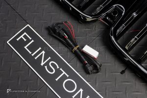 กระจังหน้า LED สำหรับ BMW G07 X7 LCI เส้นเดี่ยว สีดำเงา