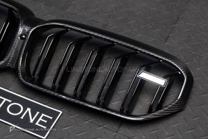 กระจังหน้า Carbon Fiber USUS AUTOCLAVE BMW G30 LCI Series 5 ทรง M5 พร้อม โลโก้
