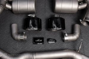 ชุดท่อ USUS EXHAUST TITANIUM สำหรับ PORSCHE CAYENNE 9Y0 สีไทเท ทรง Turbo GT ปลายออกคู่กลาง