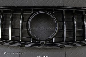 กระจังหน้า สำหรับ W254 GLC-Class ทรง GLC43 GLC63 AMG 1.1 มีกล้อง สีดำด้าน-ครเมี่ยม ขอบดำเงา
