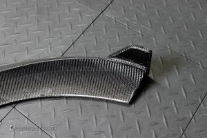 ลิ้นหน้า Carbon fiber สำหรับ C238 E-Class LCI ทรง GTS