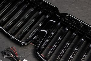 กระจังหน้า LED สำหรับ BMW G07 X7 LCI เส้นเดี่ยว สีดำเงา