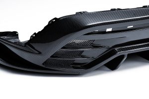 ดิฟฟิวเซอร์ Carbon Fiber Porsche Taycan ทรง PAKTECUZ