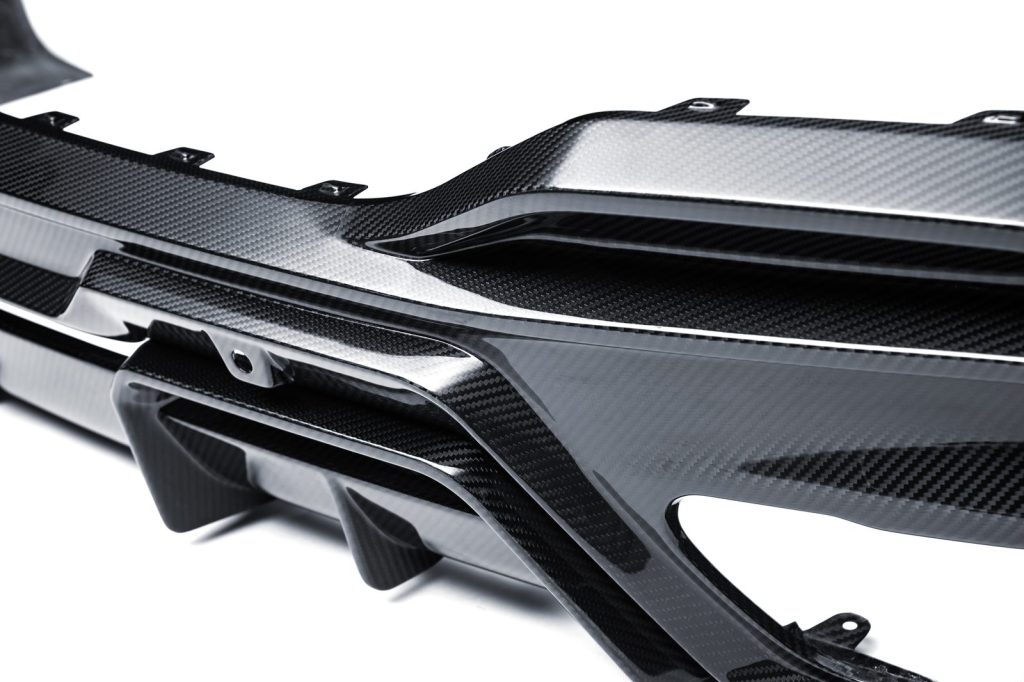 ดิฟฟิวเซอร์ท้ายคาร์บอนไฟเบอร์ BMW X6 G06 PAKTECHZ