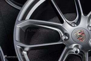 ล้อ Custom forged สำหรับ PORSCHE CAYENNE 9Y0.2 ทรง TURBO GT สีเทาขอบ 21 5-130