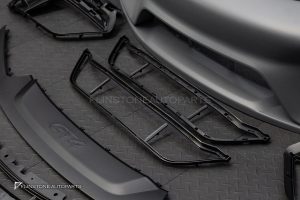 ชุดกันชนหน้า สำหรับ Porsche 718 Cayman-Boxster ทรง GT4