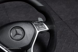 พวงมาลัย พร้อม Airbag สำหรับ W207 E-Class หนังดำ ด้ายแดง กรอบสี ดำ-เงิน