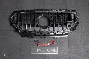 กระจังหน้า LED สำหรับ W214 E-Class ทรง GT สีดำเงา-โครเมี่ยม มีกล้อง แท้