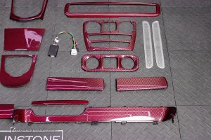 ชุดภายใน Carbon Fiber สำหรับ W464 G-Class สีแดง