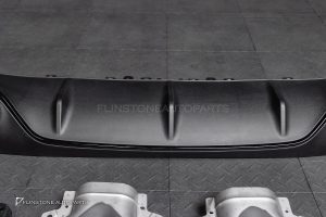 ดิฟฟิวเซอร์พร้อมปลายท่อ สำหรับ C238 E-Class ทรง E53 AMG สีดำเงา