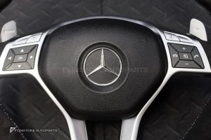 พวงมาลัย พร้อม Airbag สำหรับ W207 E-Class หนังAlcantaraดำ ด้ายขาว ก้านสีโครเมี่ยม