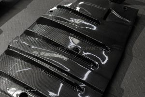 ชุดดิฟฟิวเซอร์ พร้อม ปลายท่อ Carbon Fiber สำหรับ W205 C-Class ทรง IMP