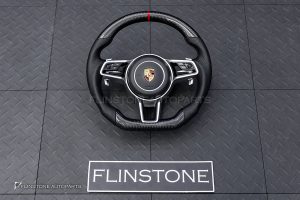 พวงมาลัย พร้อม Airbag Carbon Fiber สำหรับ Porsche Cayenne 958 ก้านสีโครเมี่ยม-ดำ หนังสีดำ ด้ายสีแดง