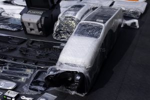 ชุดภายในรอบคัน สำหรับ X167 GLS-Class ทรง MAYBACH สีขาว ส้ม เหลือง