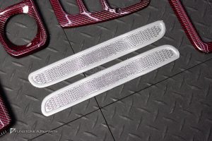 ชุดภายใน Carbon Fiber สำหรับ W464 G-Class สีแดง