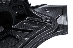 ฝากระโปรงหลังคาร์บอนไฟเบอร์ BMW M8 F9X PAKTECHZ