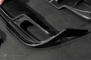 ชุดดิฟฟิวเซอร์ พร้อม ปลายท่อ Carbon Fiber สำหรับ W205 C-Class ทรง IMP