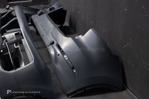 ชุดแปลงโฉมรอบคัน สำหรับ Porsche Cayenne 958.1 เป็น Cayenne 9Y0.2 หน้า TURBO หลัง Sport Design