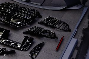 ชุดแต่งรอบคัน สำหรับ BMW F32 Series 4 เป็น G82 M4