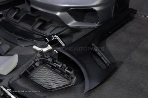 ชุดเปลี่ยนโฉม สำหรับ Porsche 971 Panamera เป็น 976 Panamera