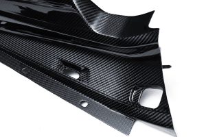 ชุดตกแต่งห้องเครื่องคาร์บอนไฟเบอร์ Audi R8 PAKTECHZ