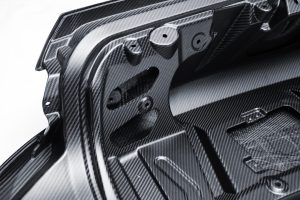 ฝากระโปรงหลังคาร์บอนไฟเบอร์ BMW M8 F9X PAKTECHZ