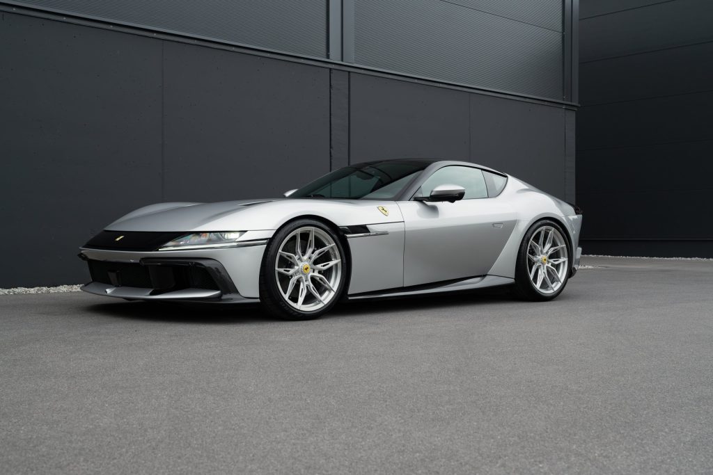 สปริงโหลด Ferrari 12Cilindri Novitec