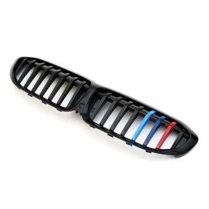 กระจังหน้า BMW G20 3 Series ทรง แถบ 3 สี สีดำ