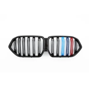 กระจังหน้า BMW G06 X6 ทรง แถบ 3 สี