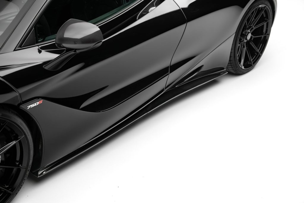 สเกิร์ตข้าง McLaren 750S Novitec