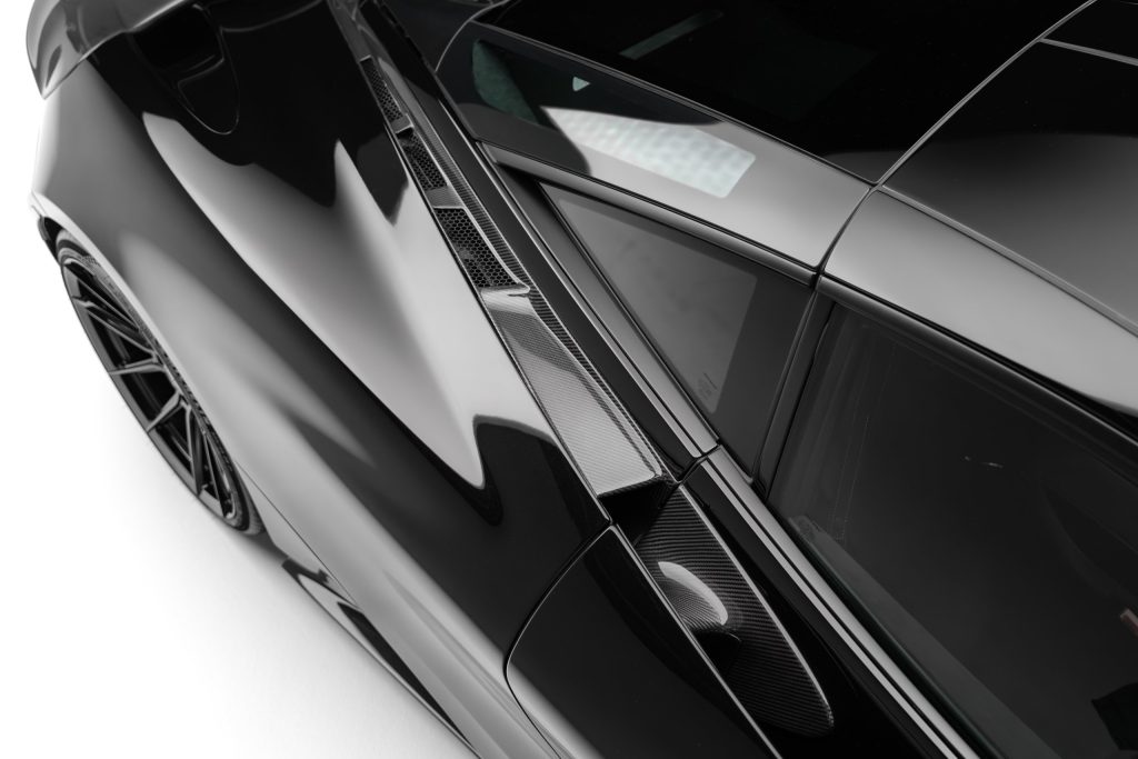 ช่องดักลมข้าง McLaren 750S Novitec