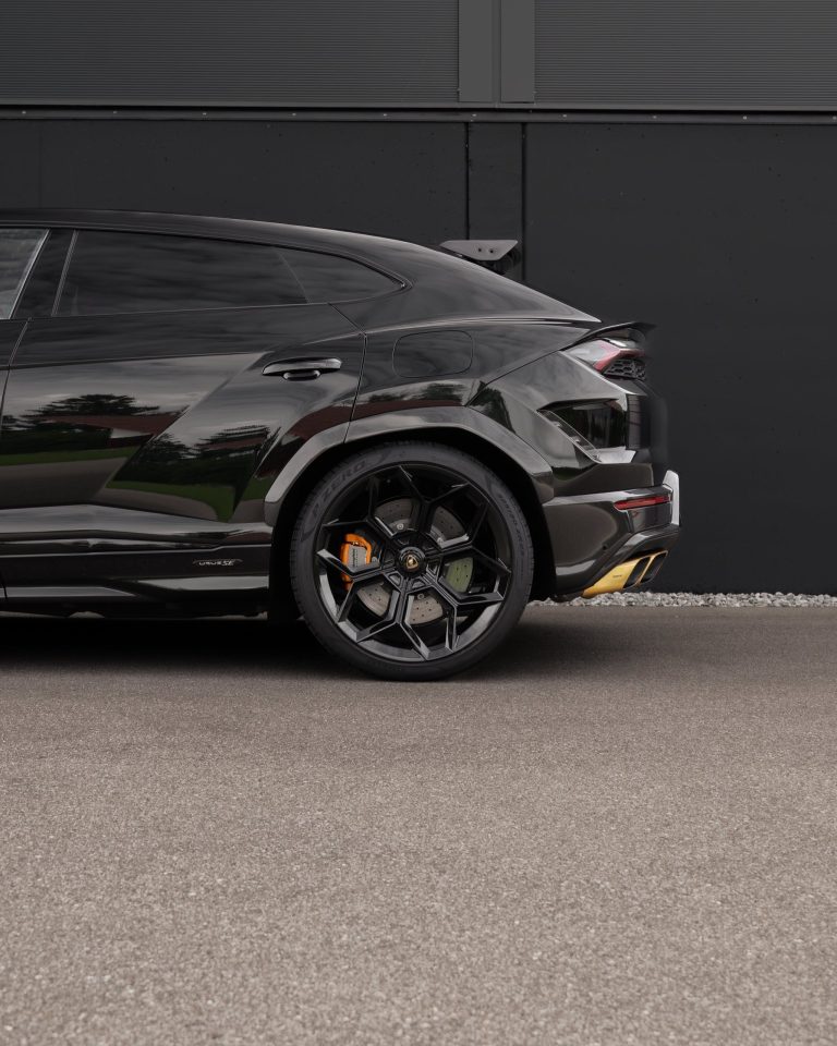 exhaust tips Gold Lamborghini Urus SE Novitec