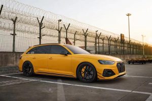 ชิ้นตกแต่งคาร์บอน Carbon Fiber Audi RS4 B9.5 ทรง Karbel (Fog Light Trim Overlay)