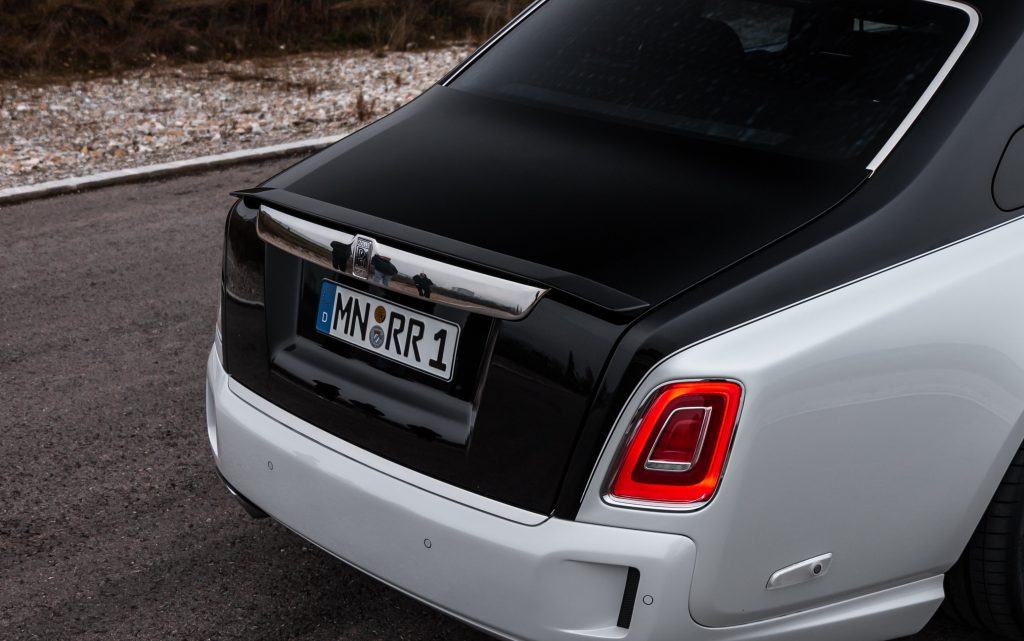 ลิ้นสปอยเลอร์ท้าย Rolls-Royce Phantom SPOFEC