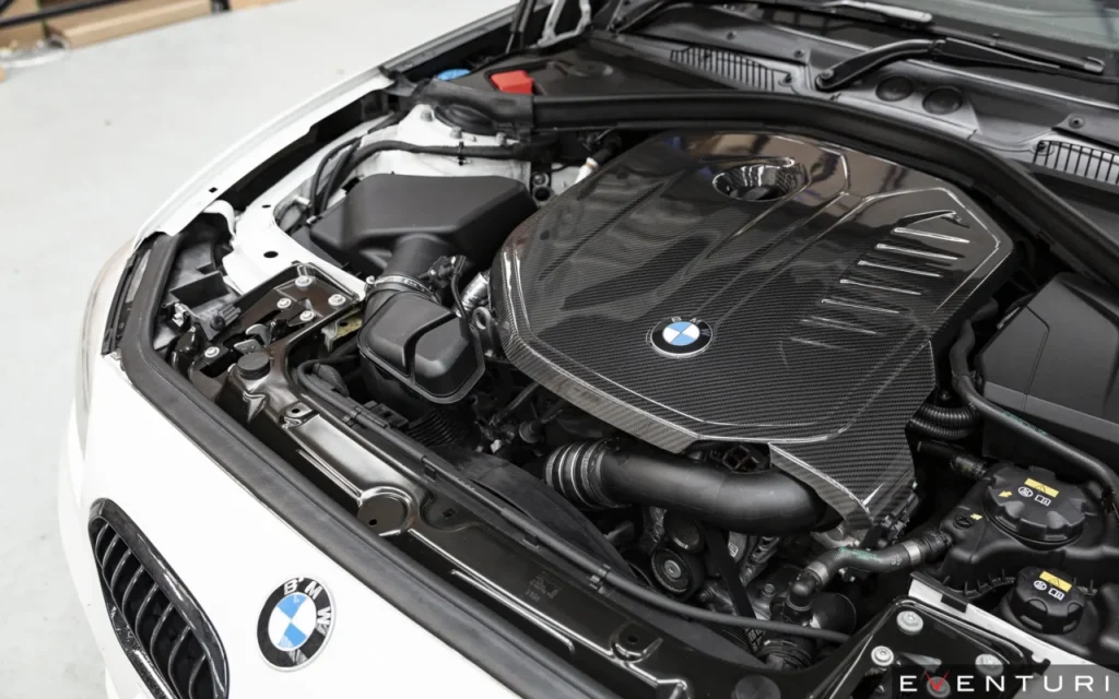ฝาครอบเครื่องยนต์คาร์บอน BMW B58 F-Series Eventuri