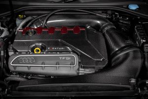 ฝาครอบเครื่องยนต์คาร์บอน Audi RS3 Eventuri