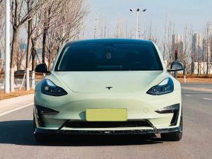 ชิ้นตกแต่งคาร์บอน Carbon Fiber Tesla Model 3 / Performance ทรง Karbel