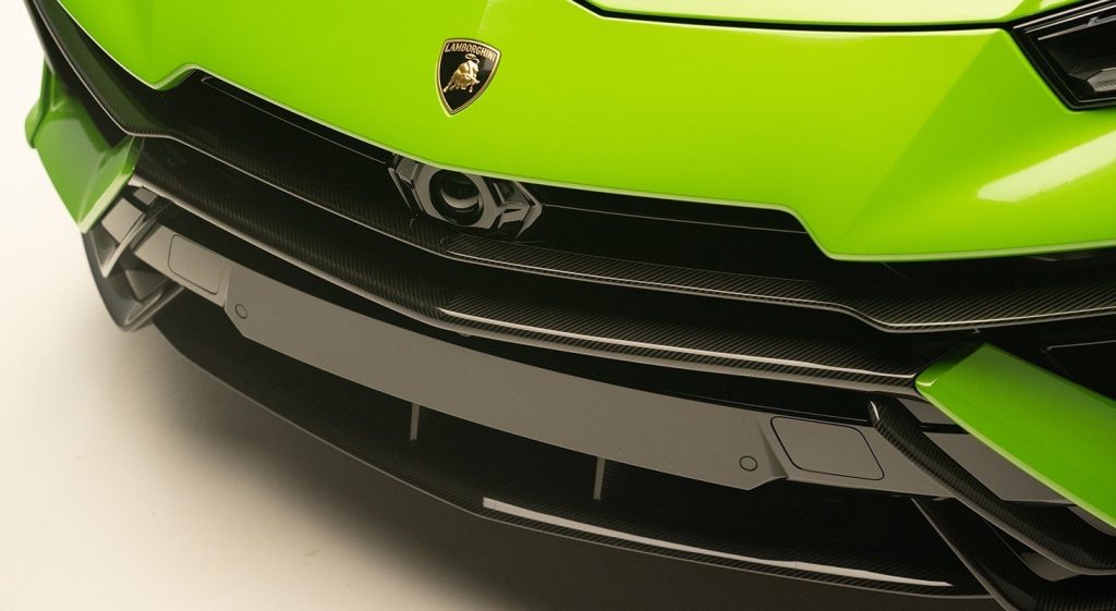 ครอบชิ้นหน้า Lamborghini Urus Performante Novitec