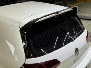 สปอยเลอร์หลังคา Carbon Fiber Volkswagen Golf GTI MK7.5 ทรง Karbel V2