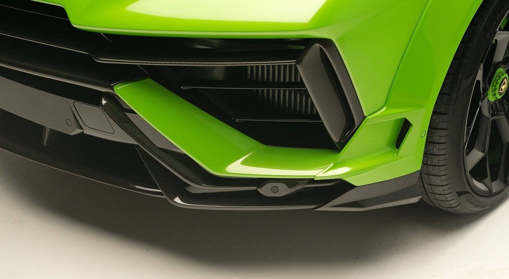 ชิ้นข้างกันชนหน้า ทรงเดิม Lamborghini Urus Performante Novitec (L6 333 91)