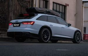สเกิร์ตข้าง Carbon Fiber Audi A6 Allroad C8 ทรง Karbel Dry Carbon ปี 2022-ON