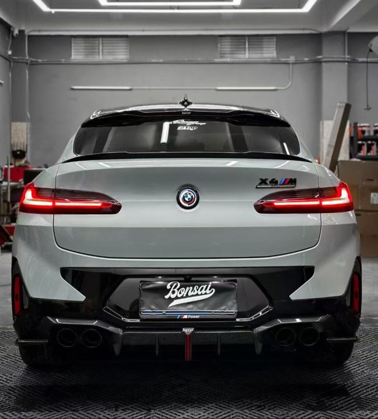 ดิฟฟิวเซอร์ท้าย Carbon Fiber BMW X4M/C F98 LCI ทรง Karbel ปี 2022-ON