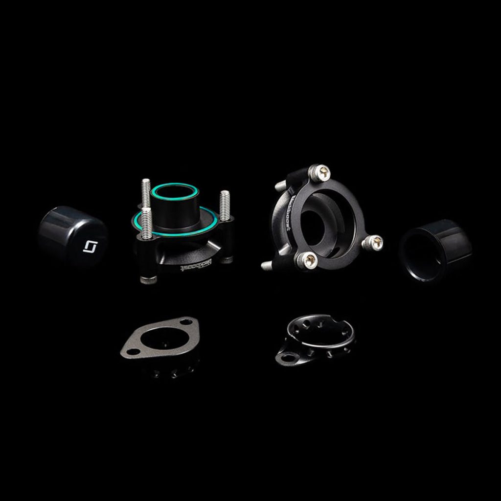 ชิ้นส่วนเพิ่มสมรรถนะ Mercedes AMG C63(S) (205) BlackBoost M177 LS1 4.0L V8 BiTurbo FTA Adapter KIT