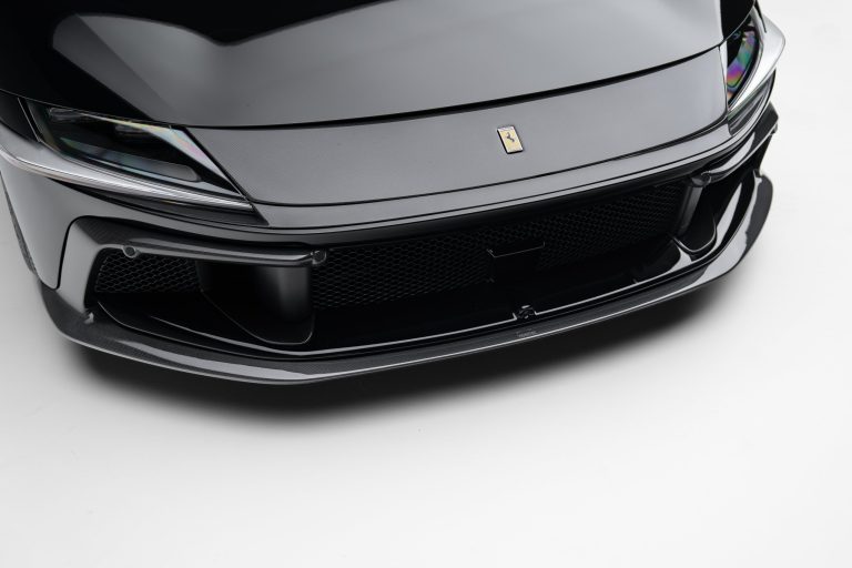 前唇 V2 Ferrari 12Cilindri Novitec